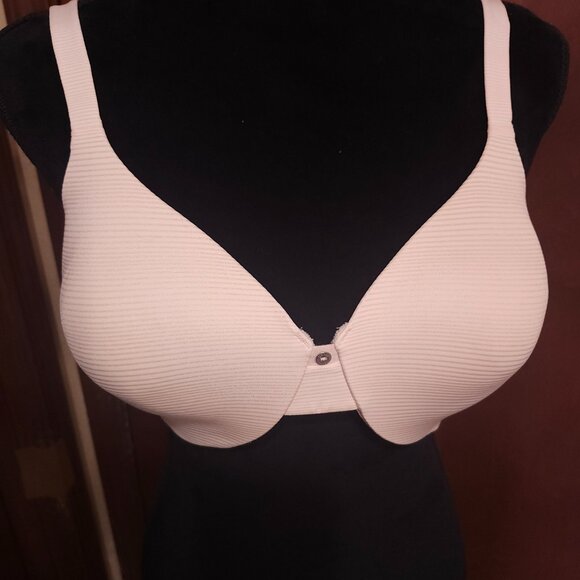 Hanes HU02/HB02 Underwire Bra Low-Cut T-Shirt Light Pink 36D - Picture 6 of 9